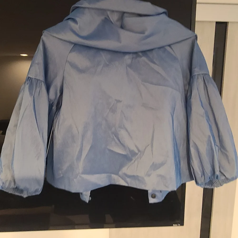 Jacket - Picture 3 of 4